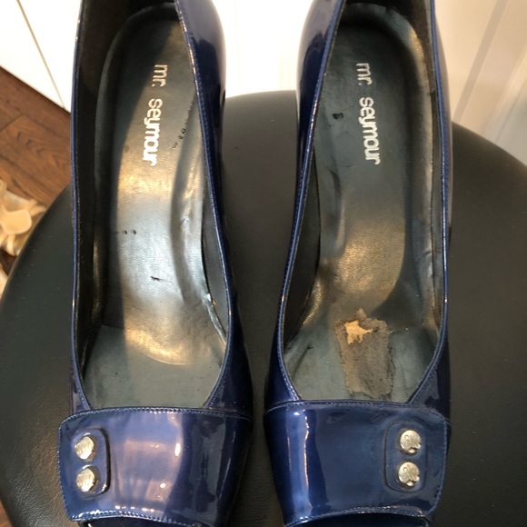 mr seymour blue patent pumps. Size 9 - Picture 3 of 5